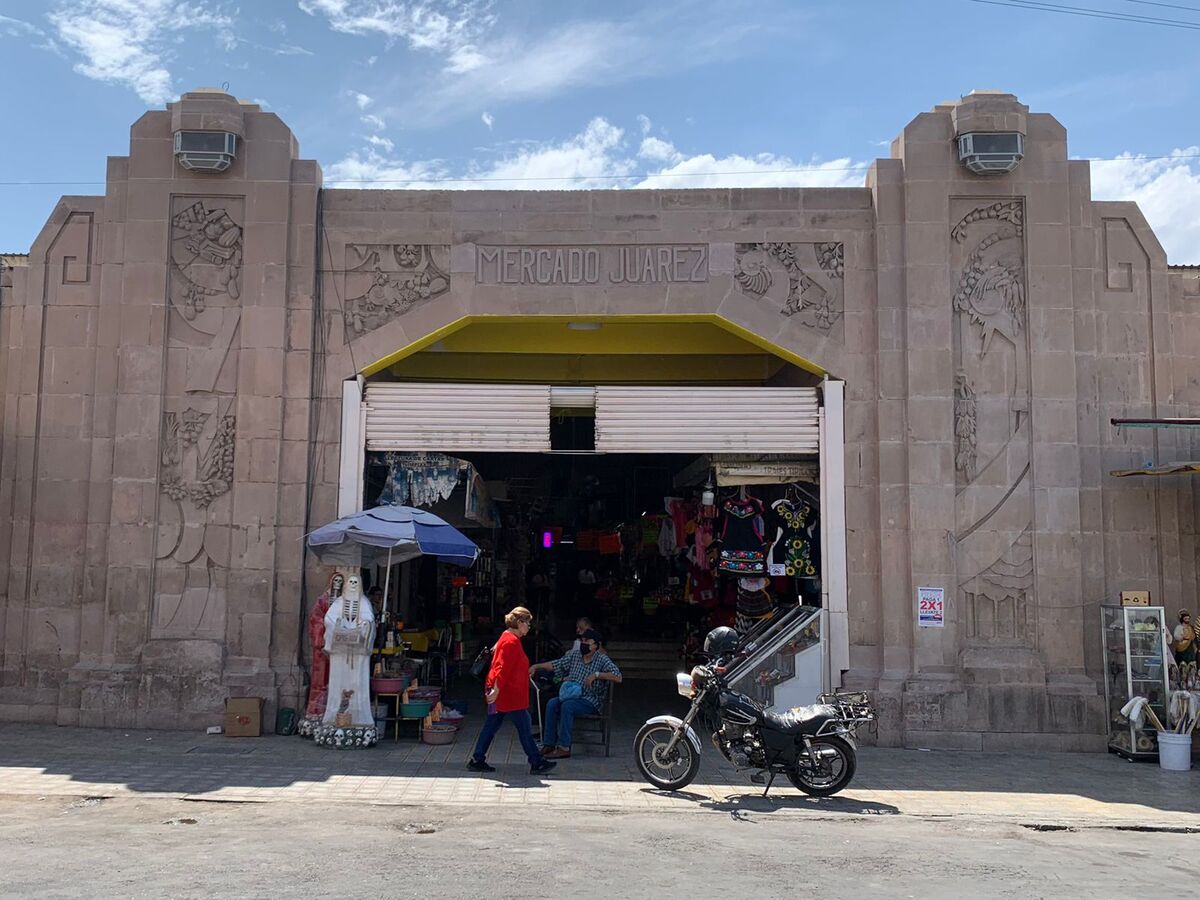 Velador revela anécdotas de fantasmas del Mercado Juárez en Torreón, "gajos del oficio". | Antonio Ramírez