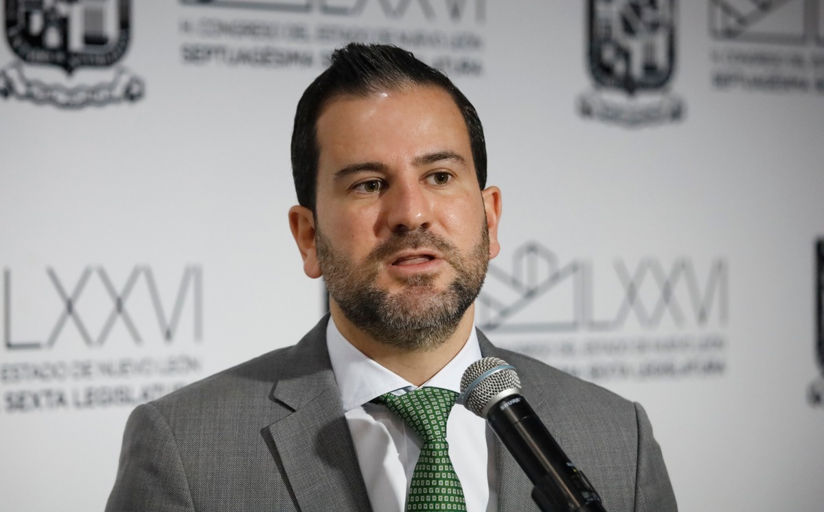 | Jorge López