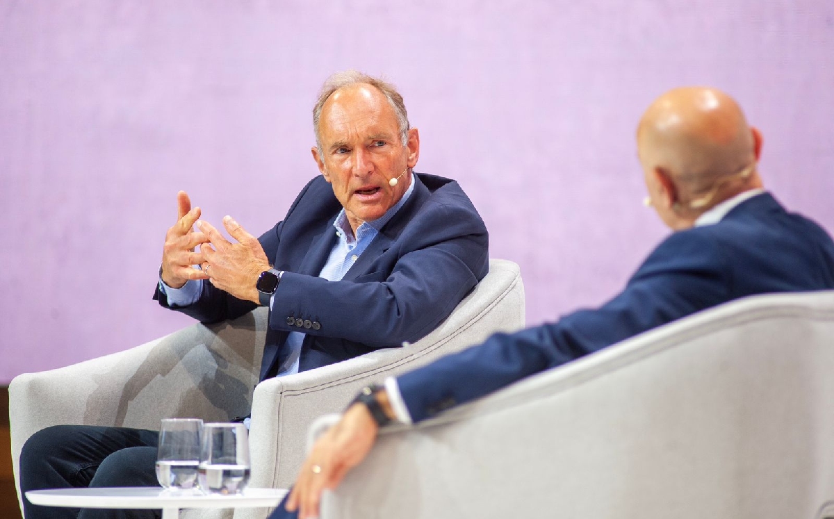Tim Berners- Lee, uno de los creadores del internet, en el Encuentro Internacional de Rectores. | Especial
