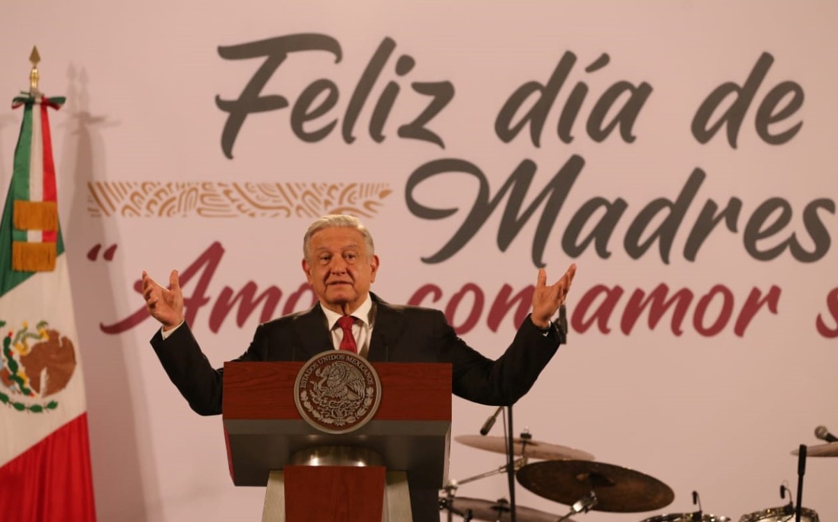 AMLO anunció un concierto como regalo del Día de las Madres. | Javier Ríos