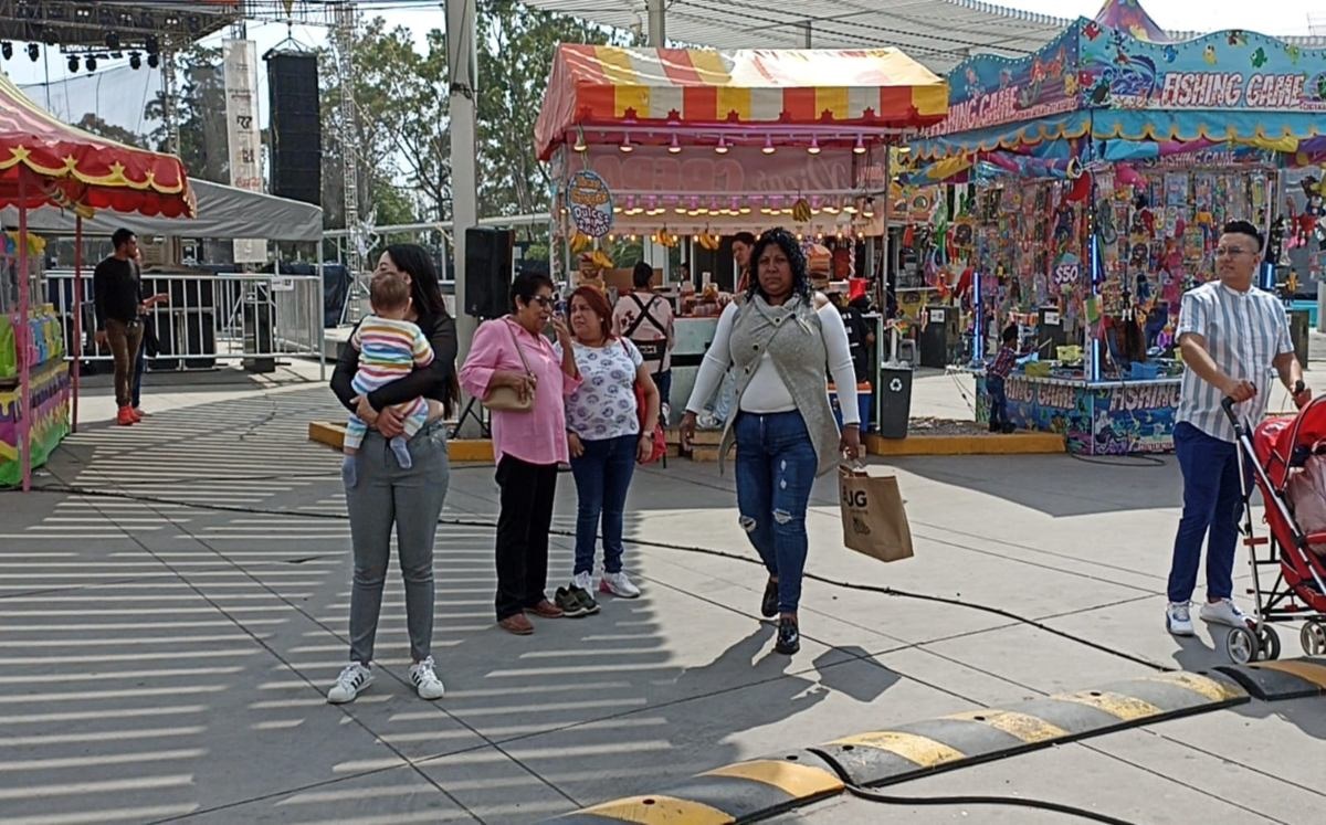 Día de las Madres en la Feria de Puebla | Carlos Morales