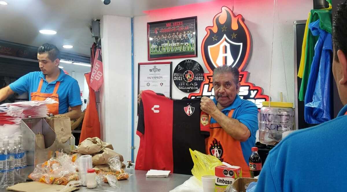 A Don chava de las Tortas Lokas le llueven apuestas. (Roberto Hurtado)