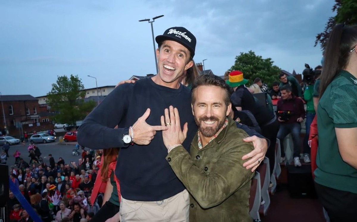 Ryan Reynolds lleva a los jugadores del Wrexham a Las Vegas (IG: @vancityreynolds)