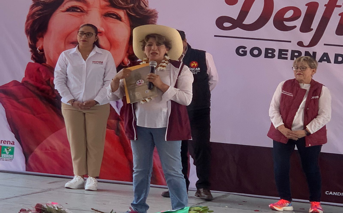 Delfina Gómez candidata por la gubernatura del Edomex durante mitin en Valle Guerrero (Especial)