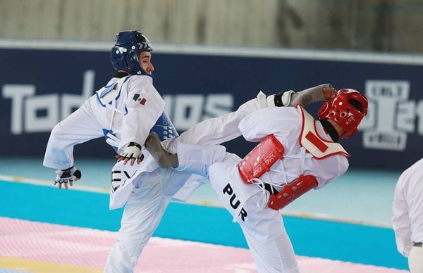 El taekwandoin hidalguense está concentrado con la selección nacional en Inglaterra (Cortesía)