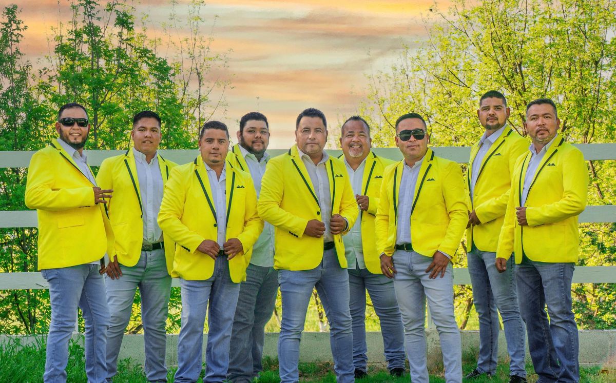 Atrapa-2 celebra 21 años de trayectoria y hacer bailar a México, "somos de Nazas, Durango". | Especial