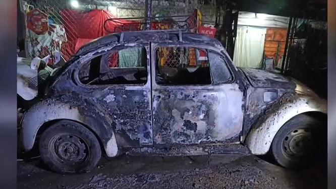En Guerrero, hombres armados incendiaron dos unidades de transporte público