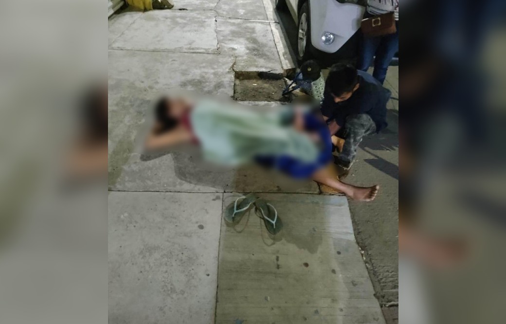 Mujer da a luz en la calle