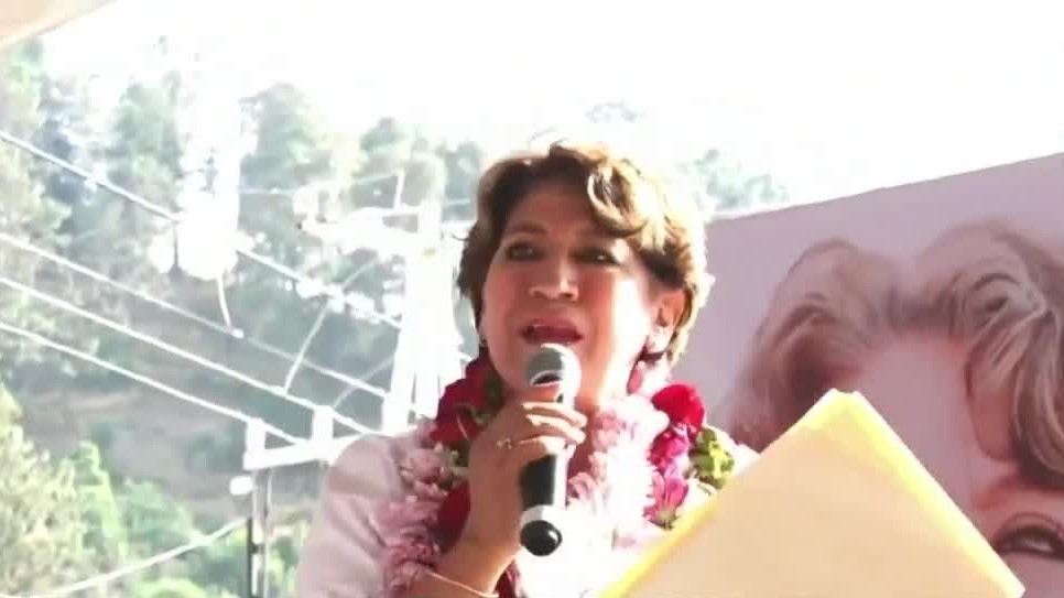 Delfina Gómez da sus propuestas de camapaña en el municipio de Amanalco, Edomex