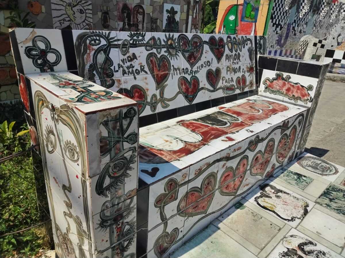 "Fusterlandia", un museo formado con azulejos.