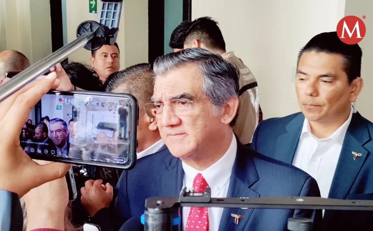 Se compromete Américo Villarreal a seguir apoyando al magisterio