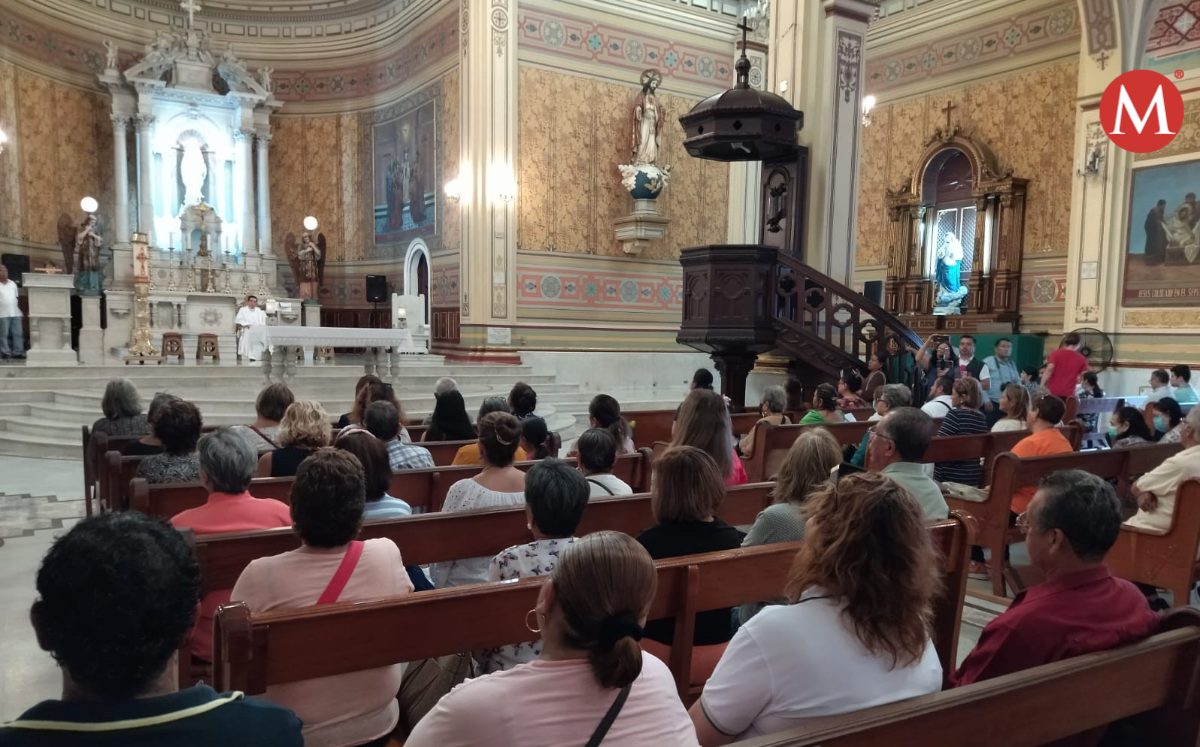 Misa para Magda Peraza. (Jesús Alberto García)
