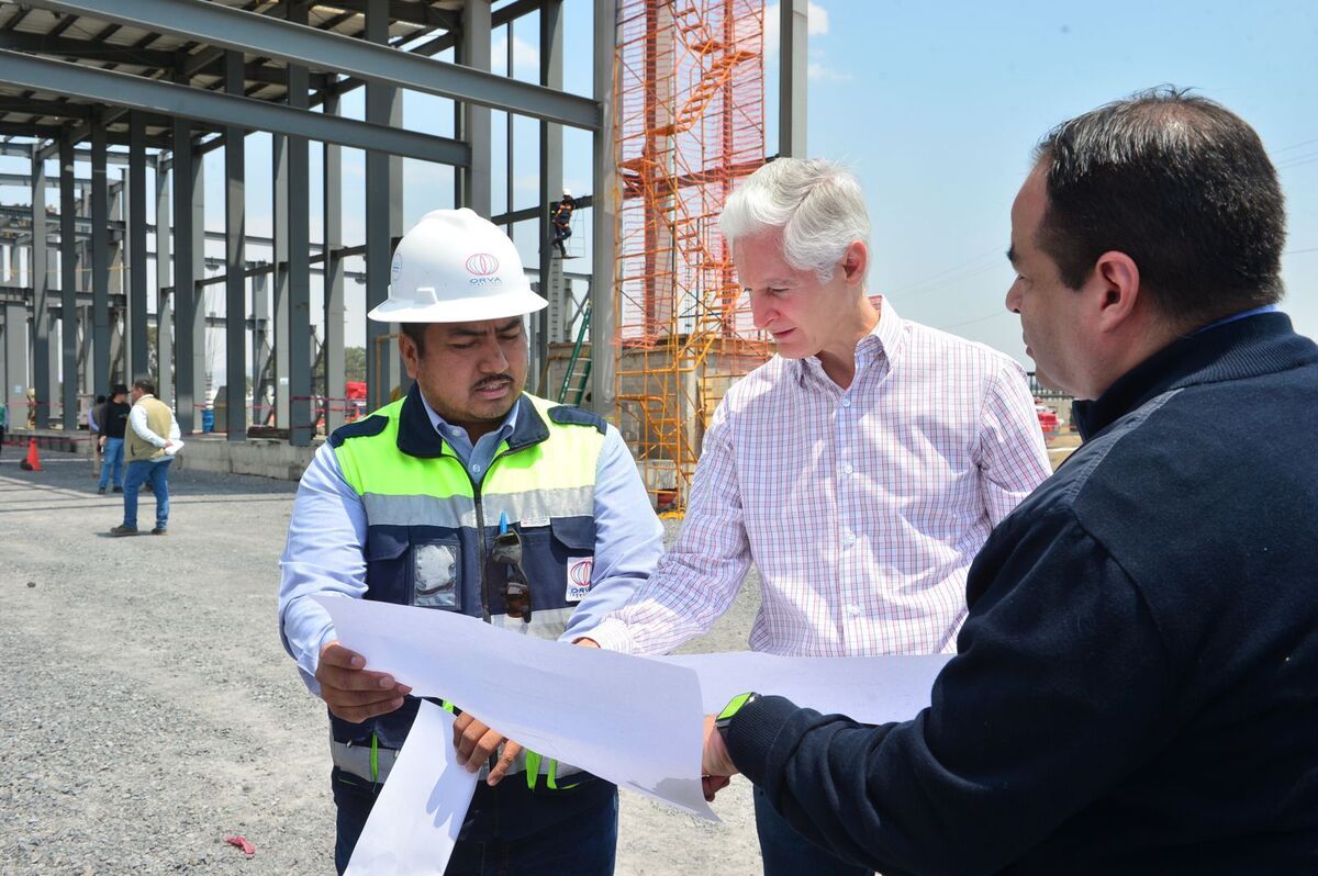 Alfredo del Mazo supervisa obras del Trolebús Chalco-Santa Martha