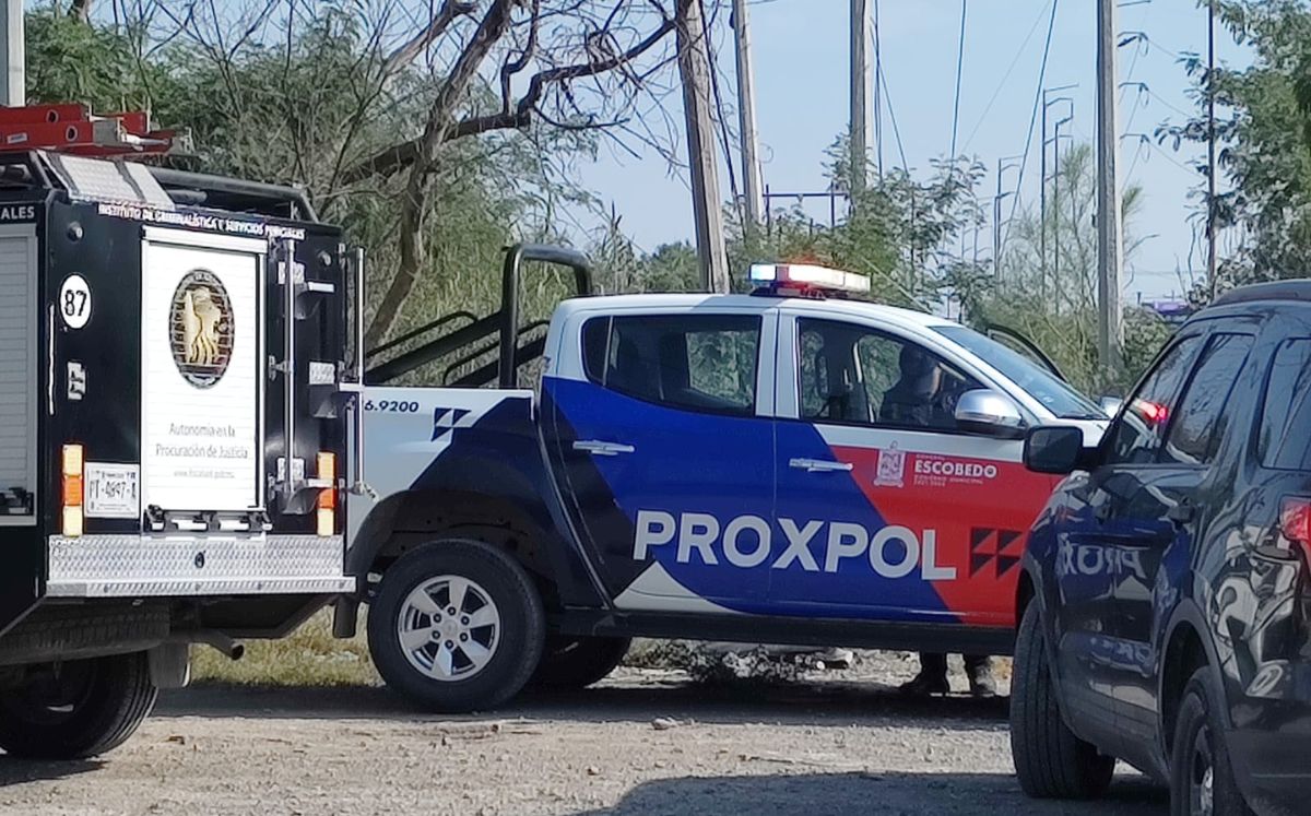 Agustin Martínez - Hallan el cuerpo de una joven en la carretera Colombia en Escobedo, NL