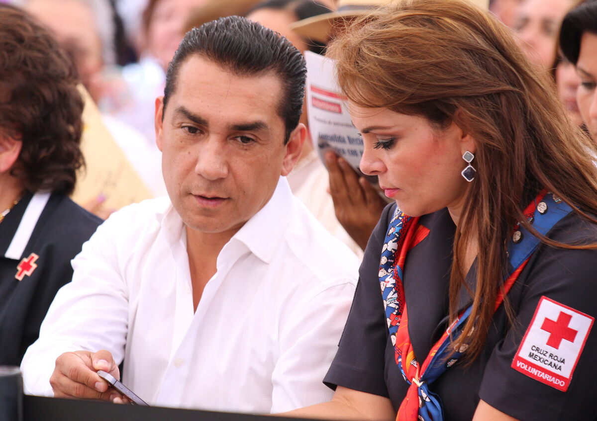 José Luis Abarca, y su María de los Ángeles Pineda / EFE