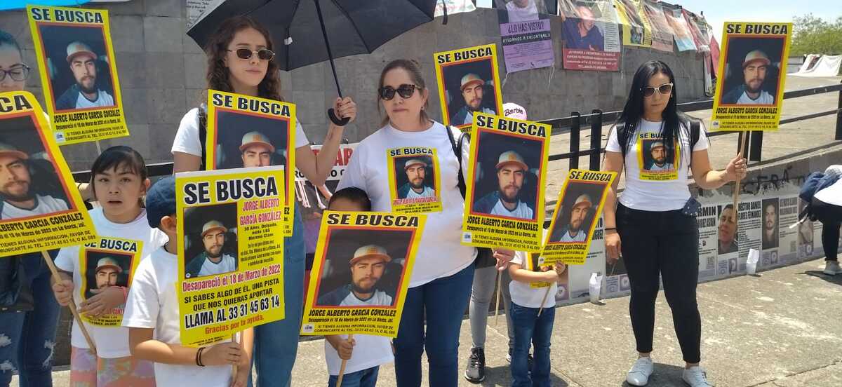Se reunieron para orar por el regreso de sus seres queridos. (Diana Barajas)