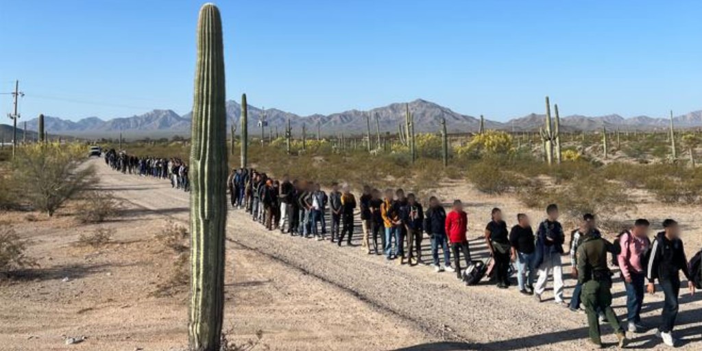 Con el fin del Título 42, miles de migrantes llegan a la frontera con EU para intentar cruzar (Especial)