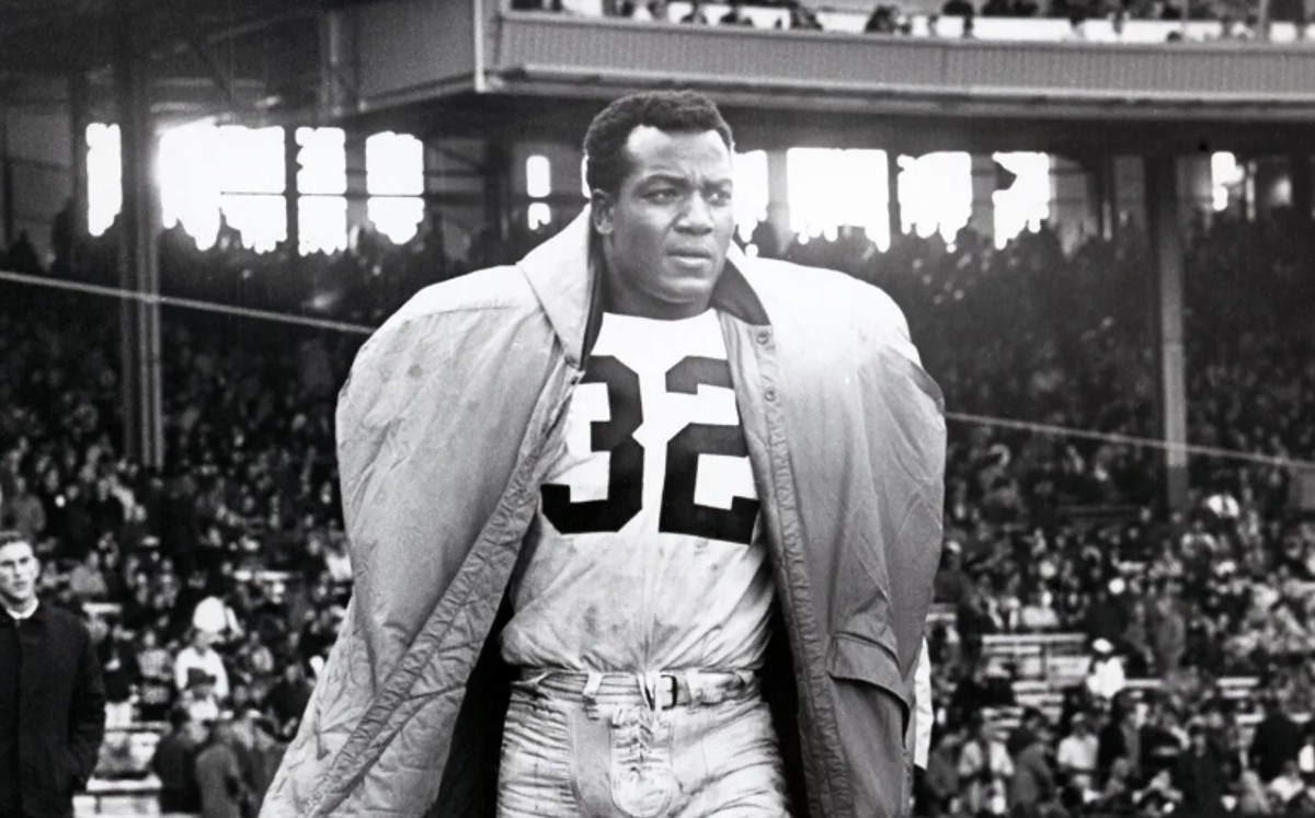 ¿Quién es Jim Brown leyenda de la NFL que falleció a los 87 años? (AP)