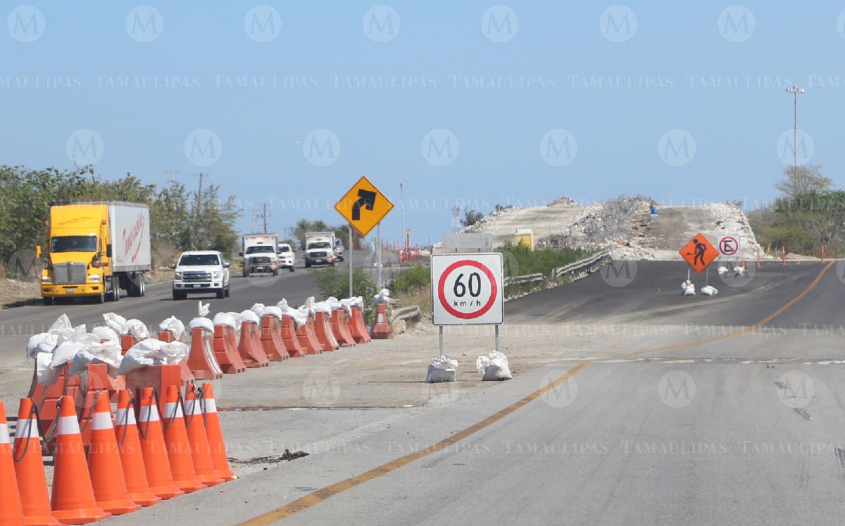 Puente roto en Altamira. (Yazmín Sánchez)