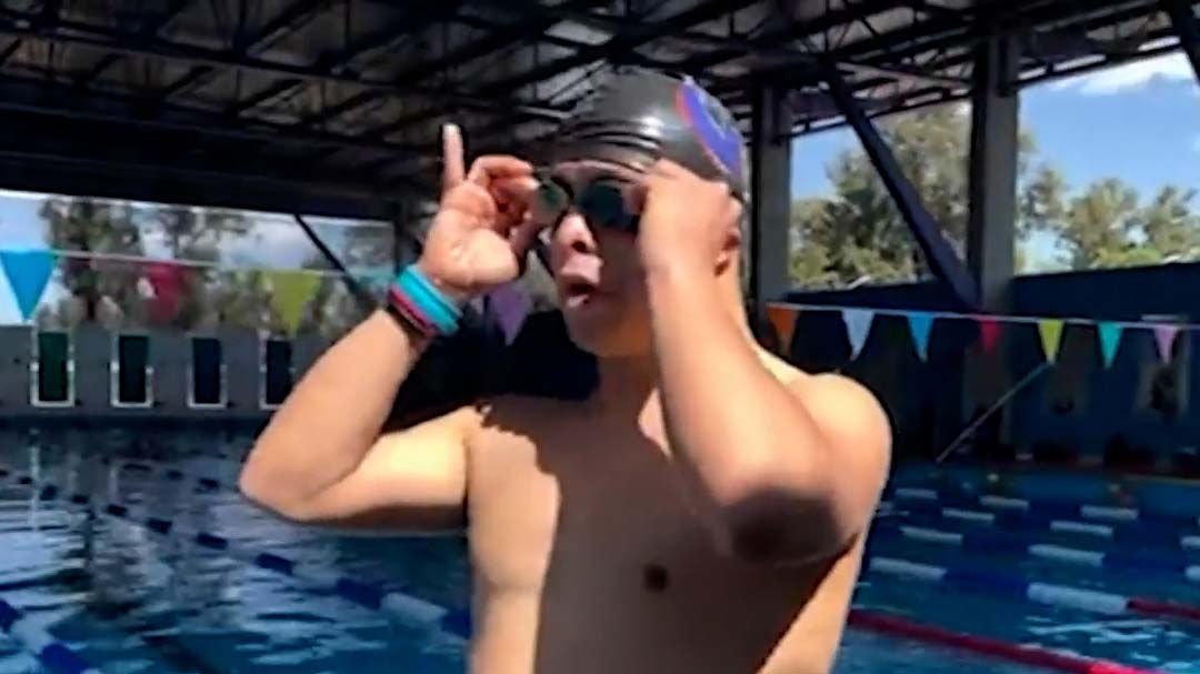 Giovanni Flores, el nadador con Síndrome de Down que representará a México en Francia