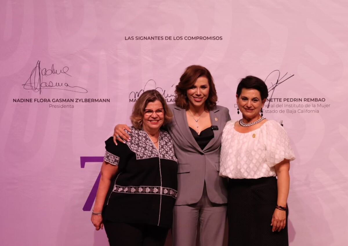 El compromiso fue firmado por gobernadora de BC, la presidenta y directora estatal de Inmujeres (Especial)