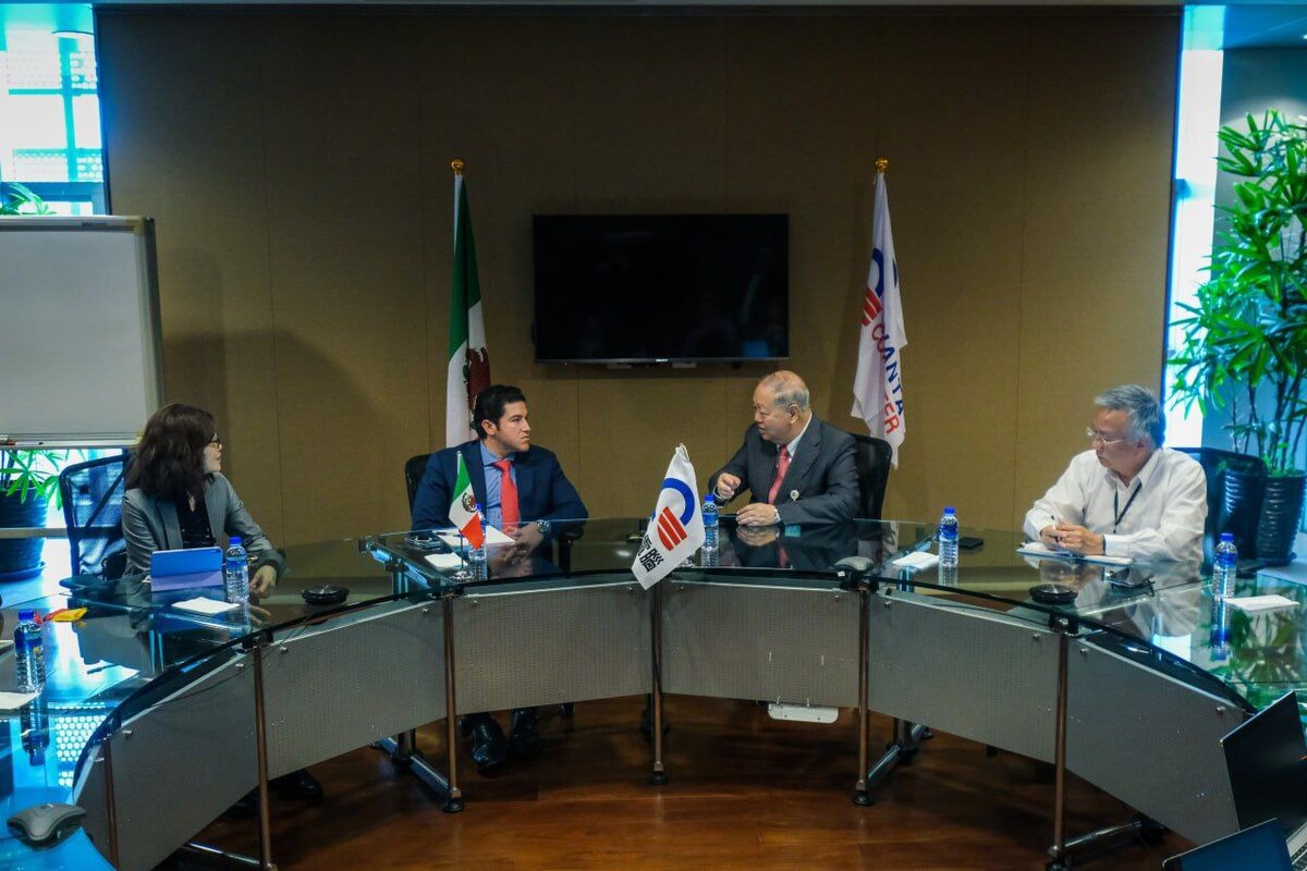 Samuel García informó que finalizó su gira de trabajo por Seúl y Taipei. Foto: Especial