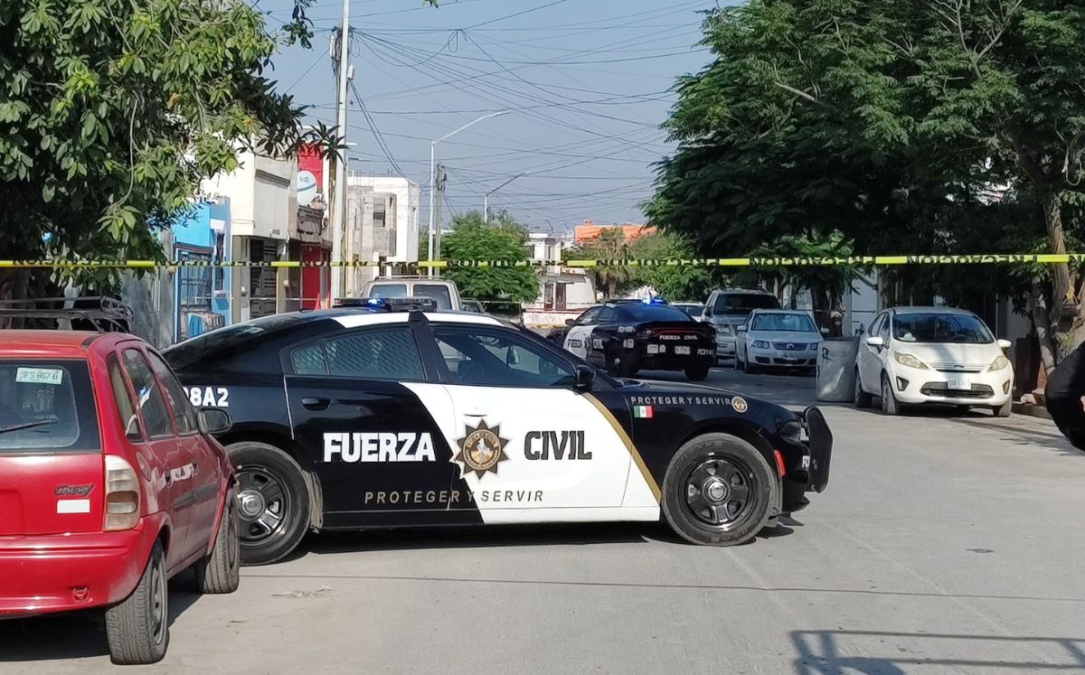 En el sitio se encuentra elementos de Fuerza Civil y agentes ministeriales investigando los hechos. Agustín Martínez