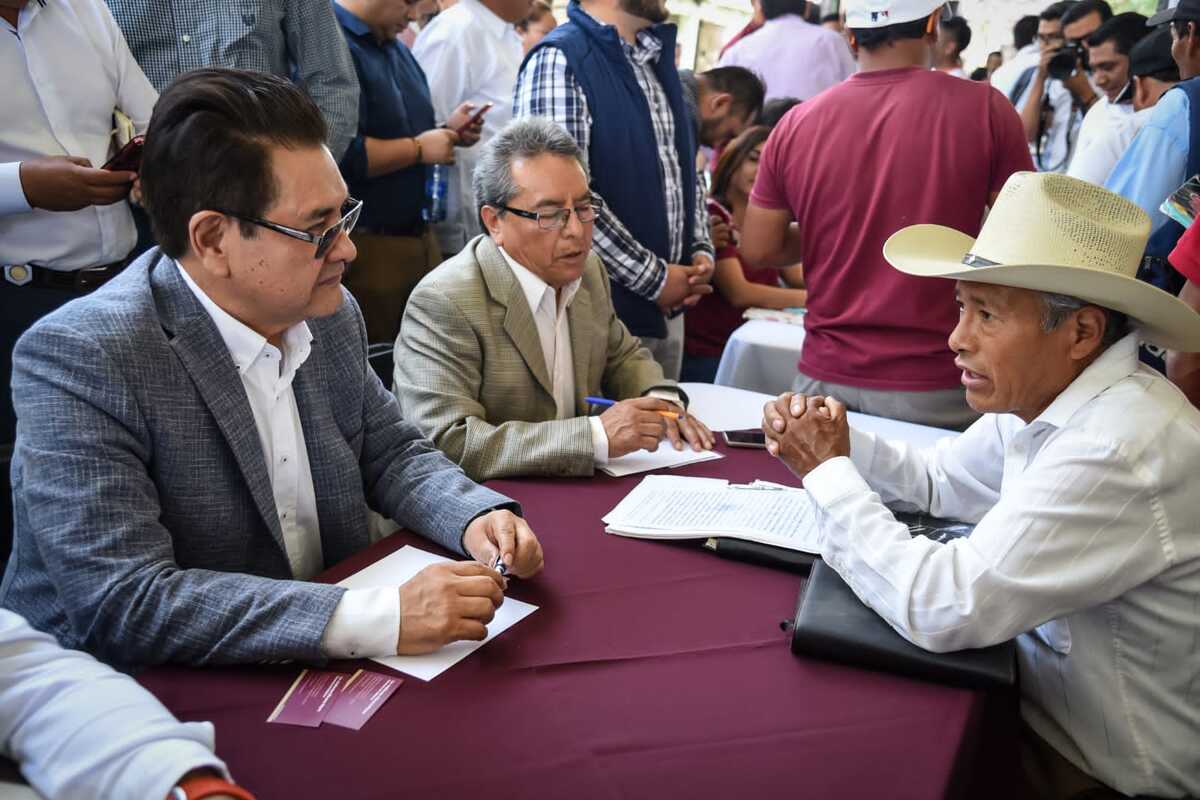 Guillermo Olivares, secretario de Gobierno, encabezó los trabajos políticos.
