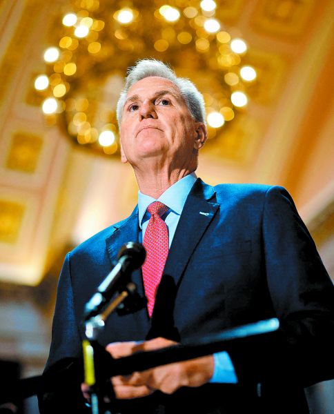El líder republicano se reunió el lunes con el presidente Joe Biden. KEVIN DIETSCH/AFP