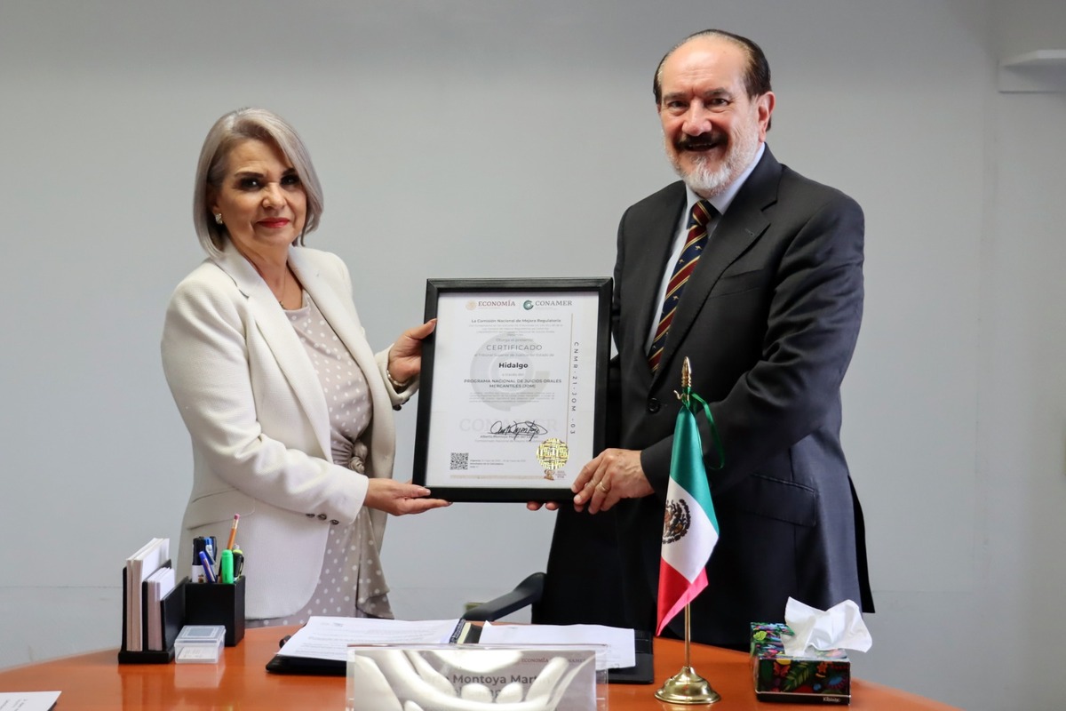 Alberto Montoya Martín del Campo comisionado nacional de Mejora Regulatoria destacó el esfuerzo que el PJEH ha hecho en apoyo de los ciudadanos
