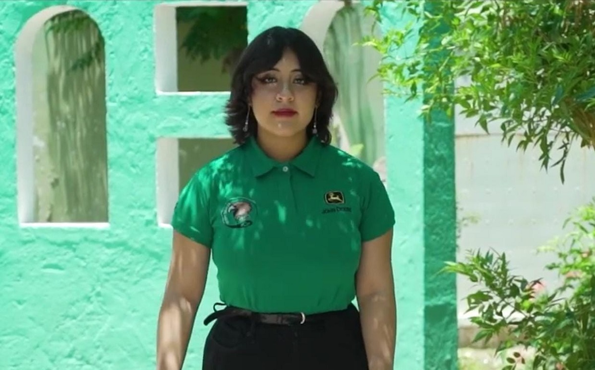 Perla Selene Arellano González, alumna de CONALEP Torreón y nominada a mejor estudiante del Movimiento STEAM a nivel nacional. (cortesía)