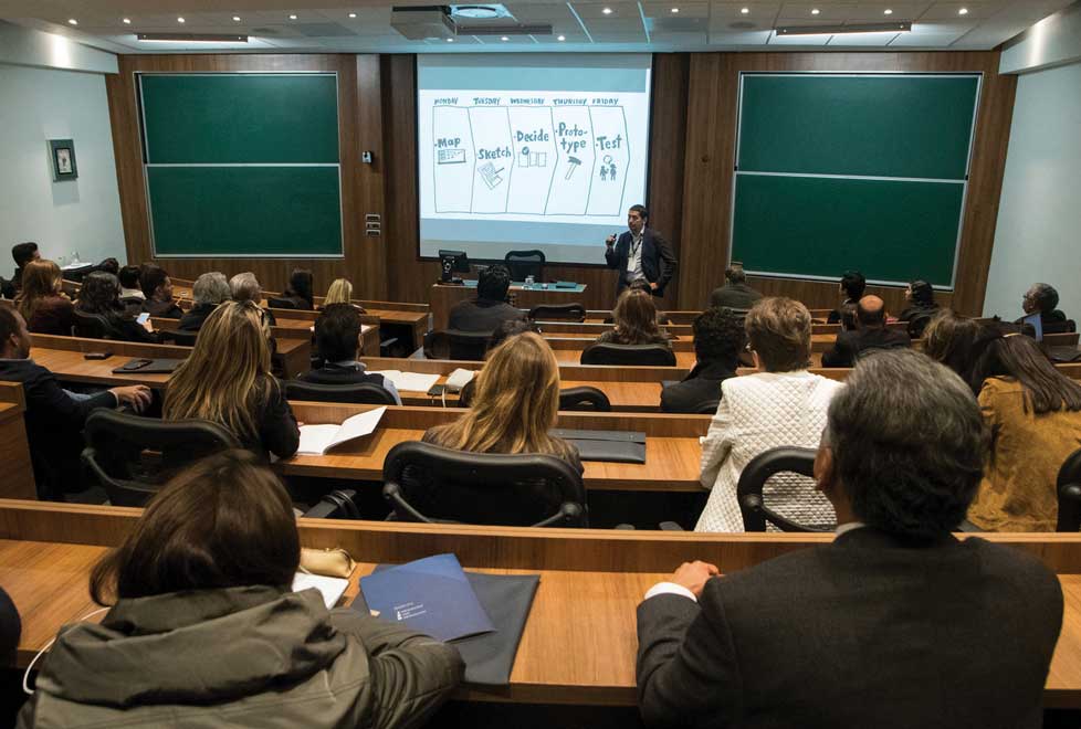 Los programas personalizados para las compañías de IPADE han llegado a casi 40 empresas en el último año. Foto:Cortesia.