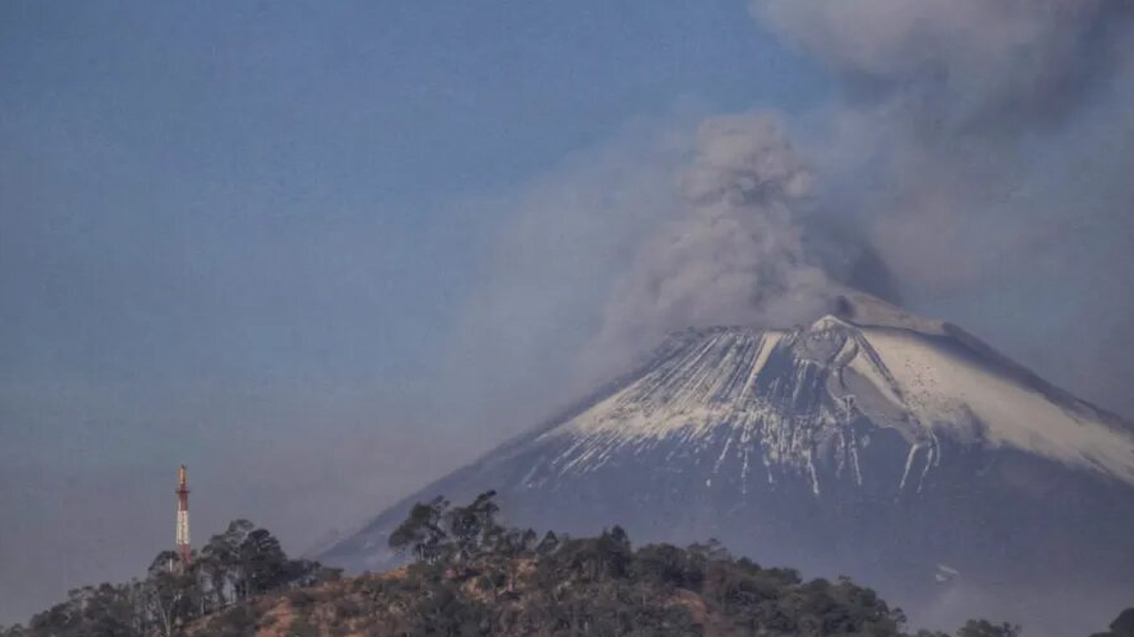 Volcán Popocatépetl registra 59 exhalaciones en las últimas 24 horas