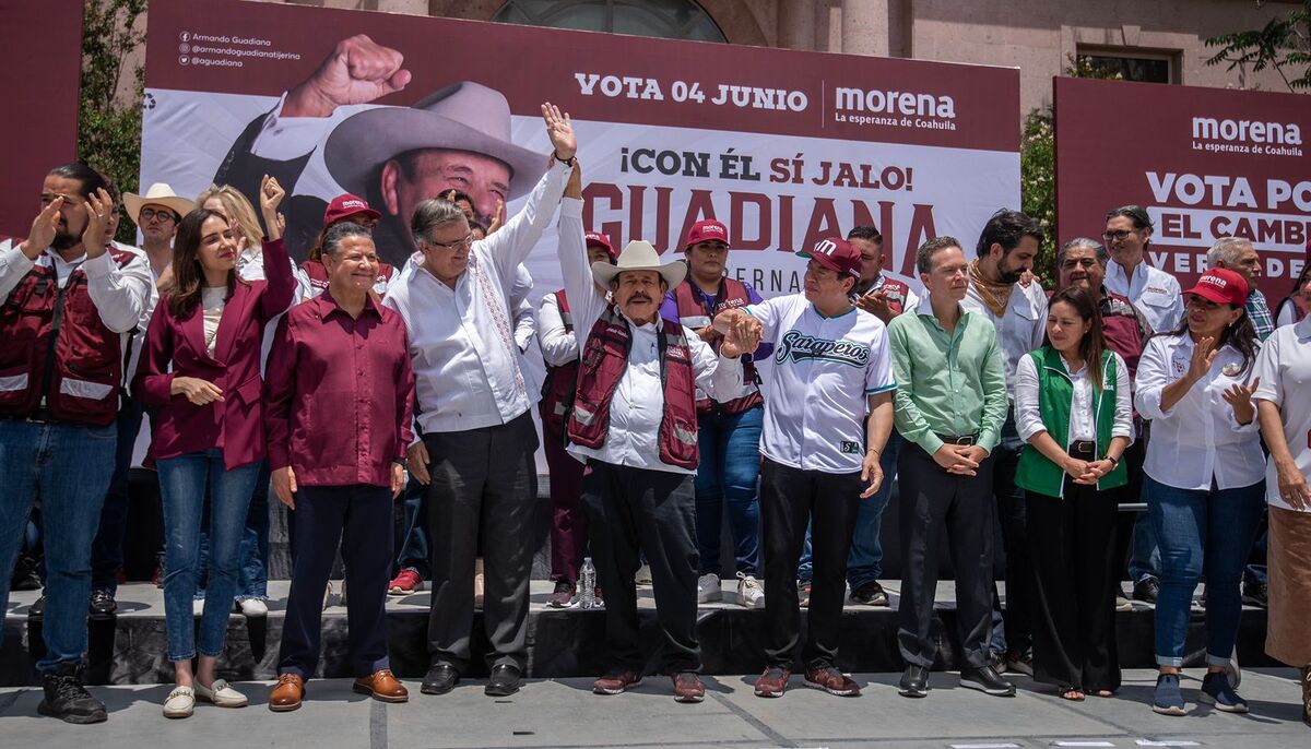 Marcelo Ebrard en evento de Armando Guadiana. | Especial