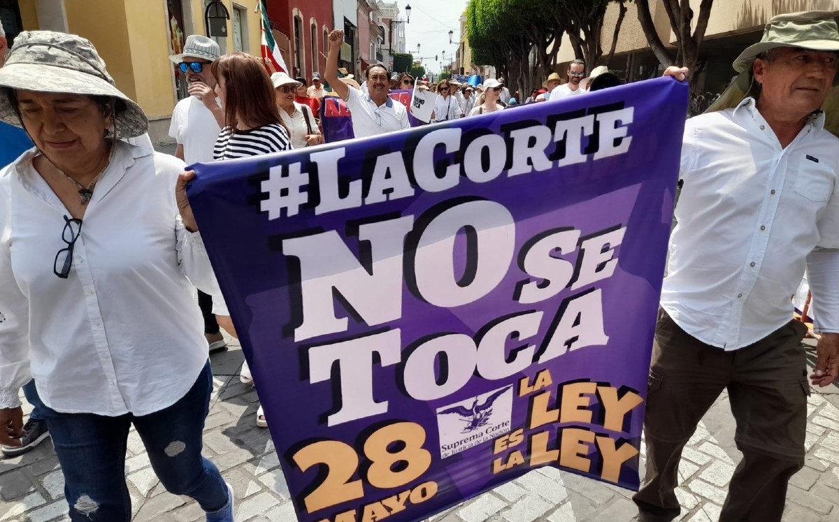 Marcha 'La Corte no se toca' en León | Guillermo Esquivel