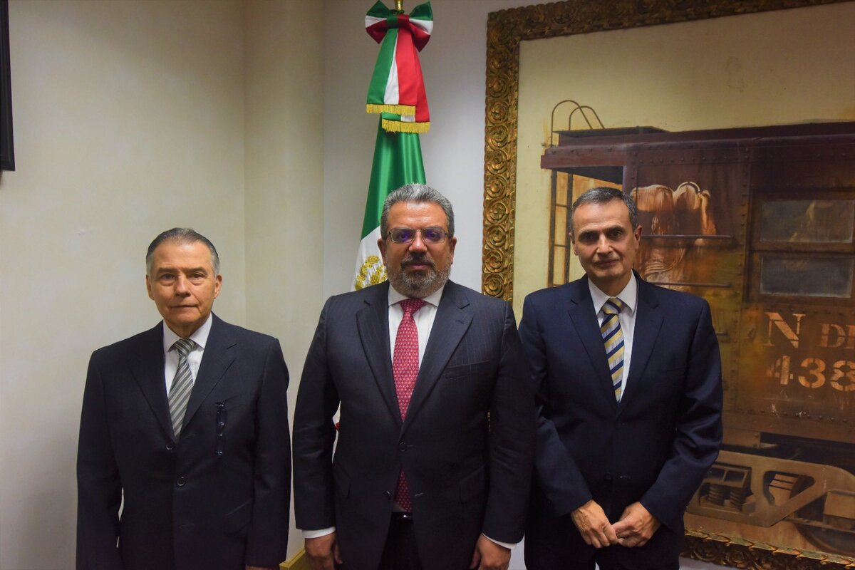 El titular de la SICT dio posesión a los nuevos directores generales de ASA y GACM. | Especial