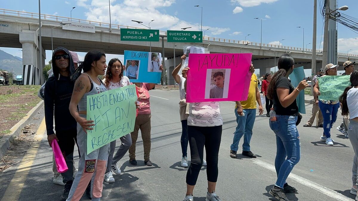 Cierran carretera Lechería-Texcoco; reportan desaparición de dos menores de edad. Especial