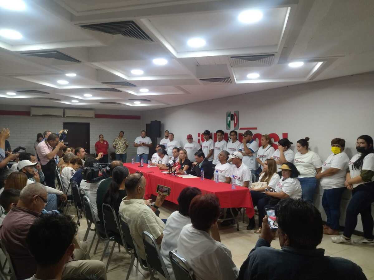 Coahuila. Cambian playera Morena por la de Manolo Jiménez en Torreón ...
