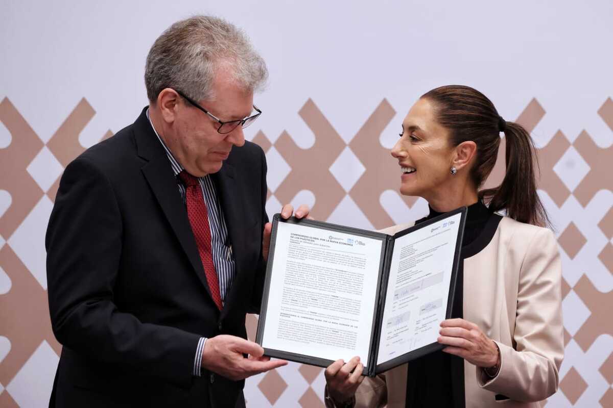 Con la firma del convenio, se buscará estimular la demanda de plásticos reciclados, indicó la jefa de Gobierno. | Especial