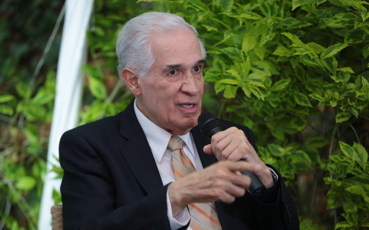 Lejos de intentar golpe de Estado, la Corte defiende orden constitucional: Valadés | Jesús Quintanar