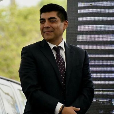 Carlos Candelaria dijo que se siente muy orgulloso de pertenecer al equipo del canciller. (Twitter)