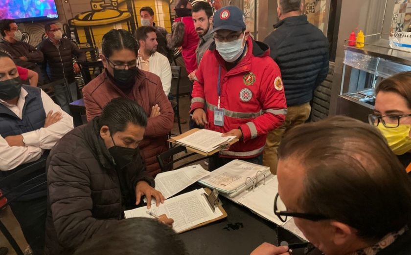 Elementos de Protección Civil en tramites de un negocio (Especial)