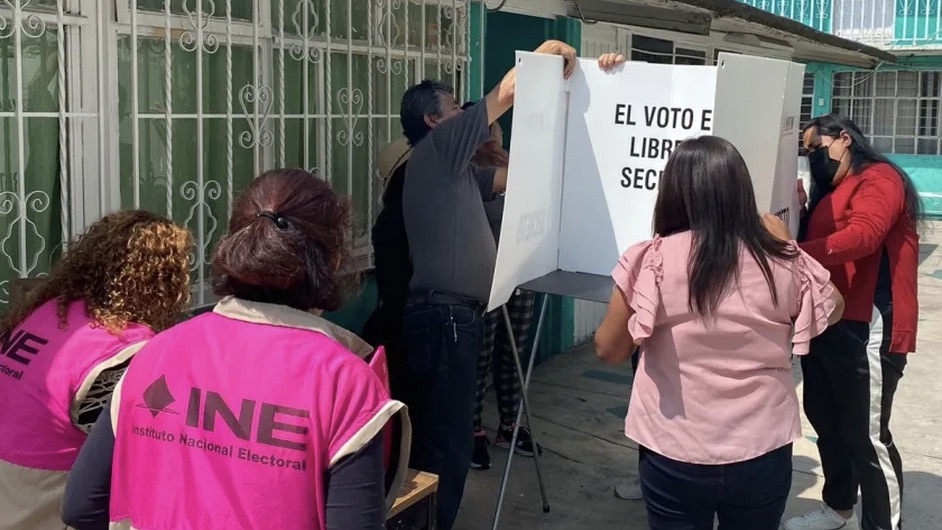 Hay países donde el voto es obligatorio, pero en México es un derecho ciudadano: Medina Mora
