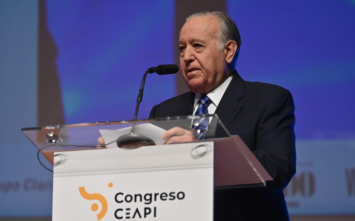 Valentín Díez Morodo participa en el CEAPI, en España. Foto: (Especial)