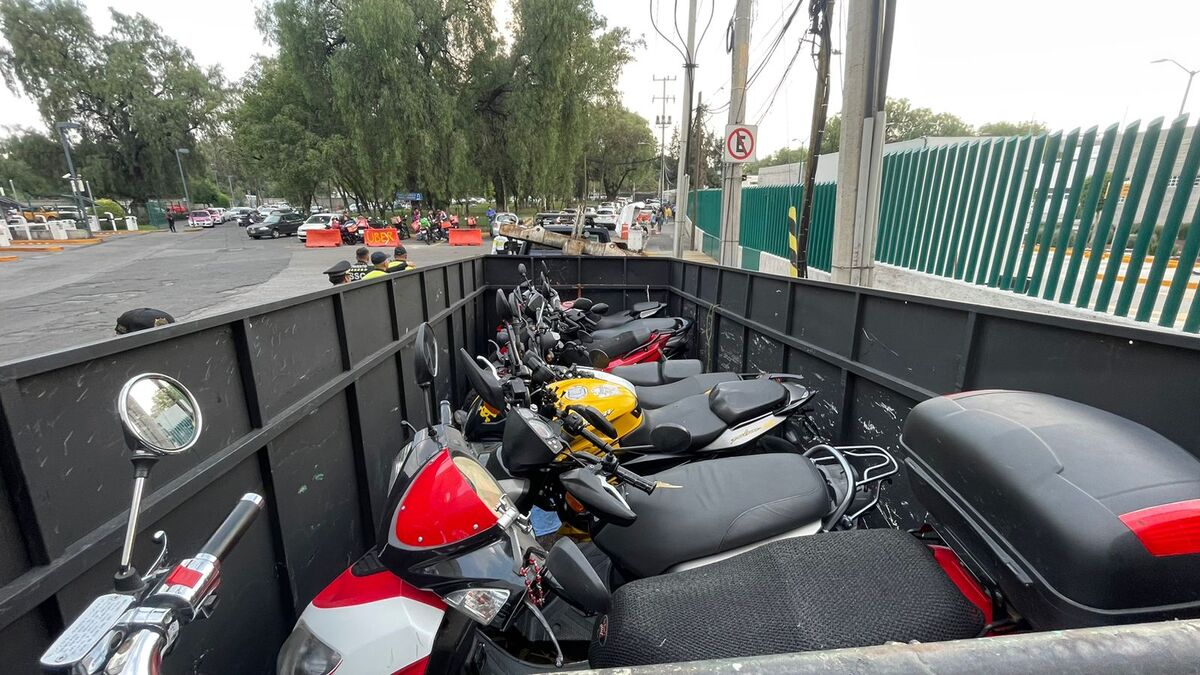 Se decomisaron motocicletas que estuvieran estacionadas en lugares prohibidos. | Especial