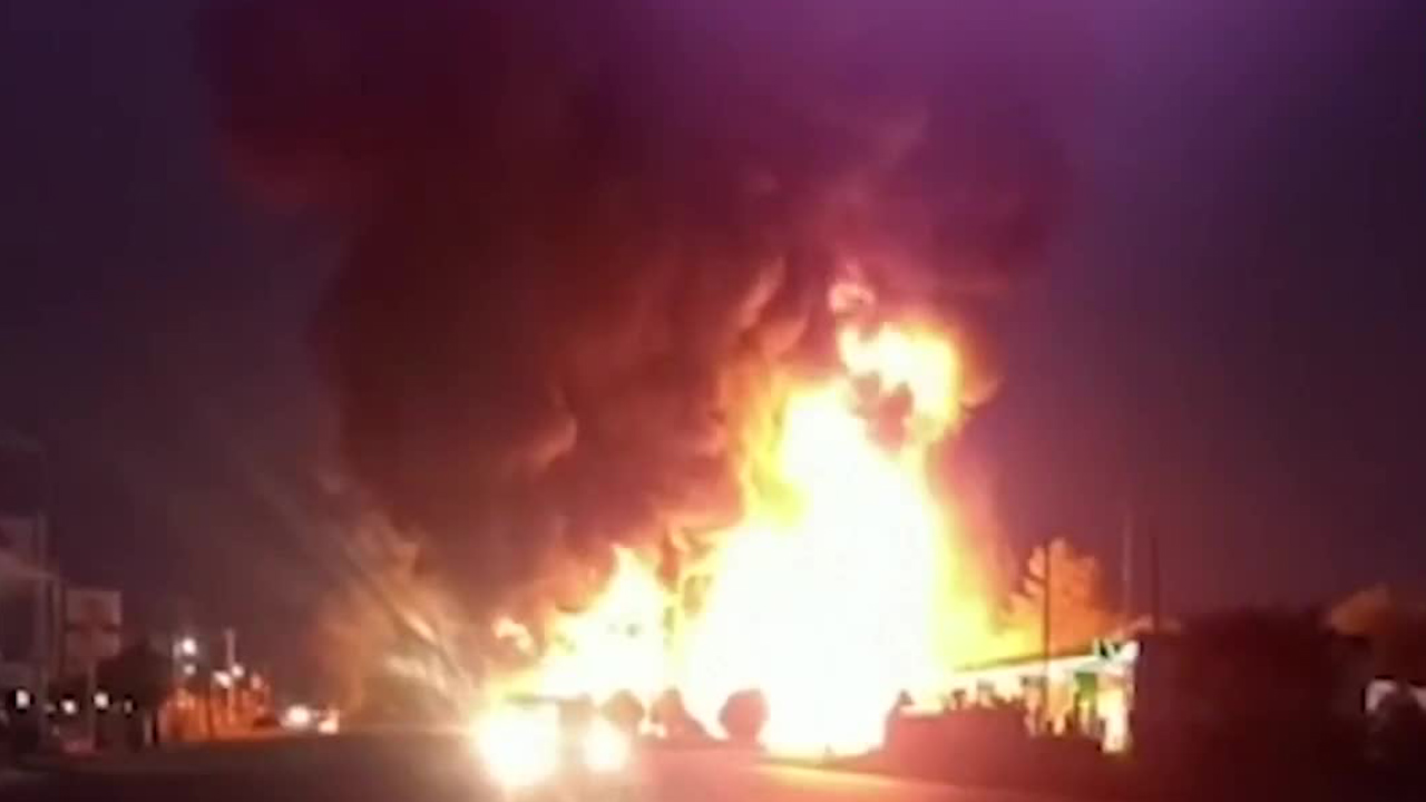 Gasolinera se incendia por chispazo en Zacatecas, confirman dos muertos