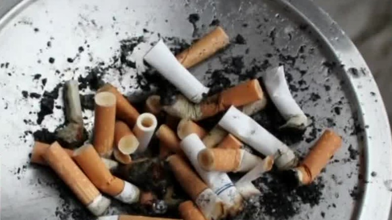 Jóvenes empiezan a probar el cigarro y el vapeador a temprana edad