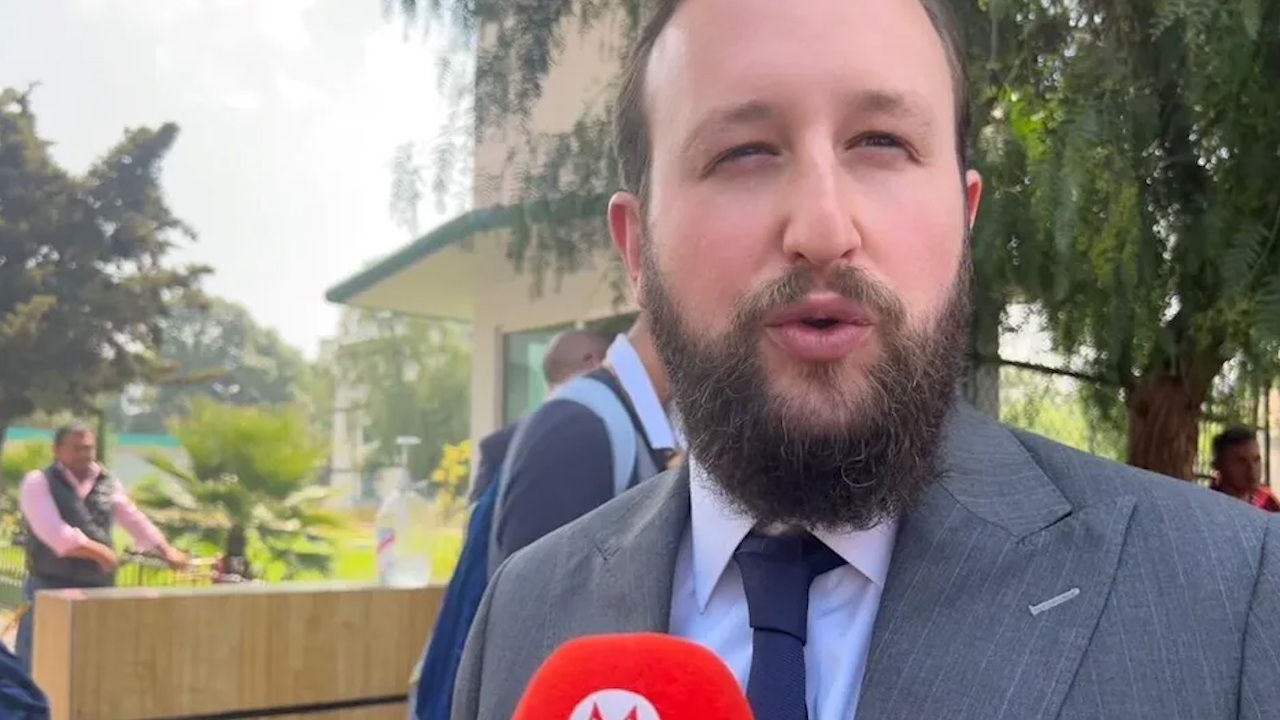 Fiscalía judicializa nueva carpeta contra Von Roehrich; defensa desconoce delito