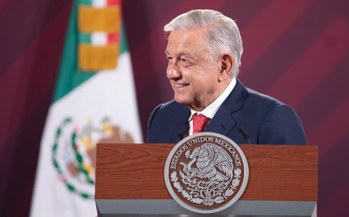Delfina Gómez “es una mujer incorruptible”, dice AMLO; reconoce su trayectoria como docente. Especial