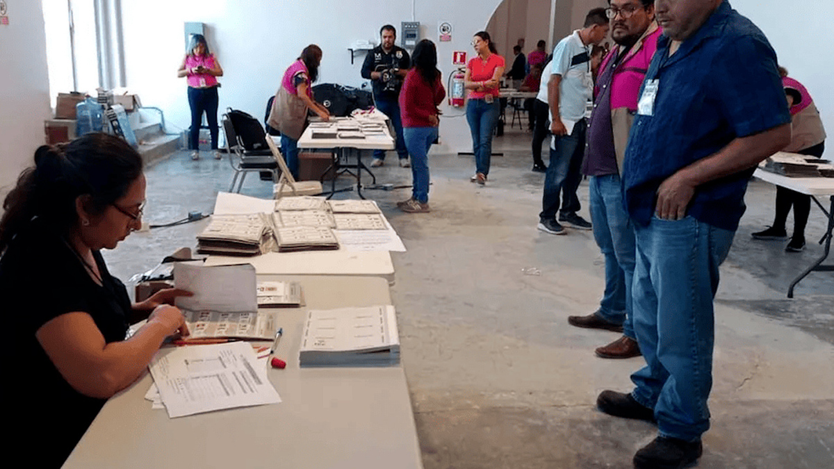 En Coahuila, comienza cómputo de más de 2 mil paquetes electorales